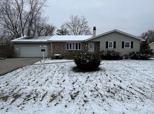 12722 W Adelaide Ave, Beach Park, IL 60087