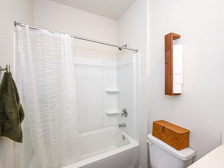 809 Beacon Hts — Photo 19