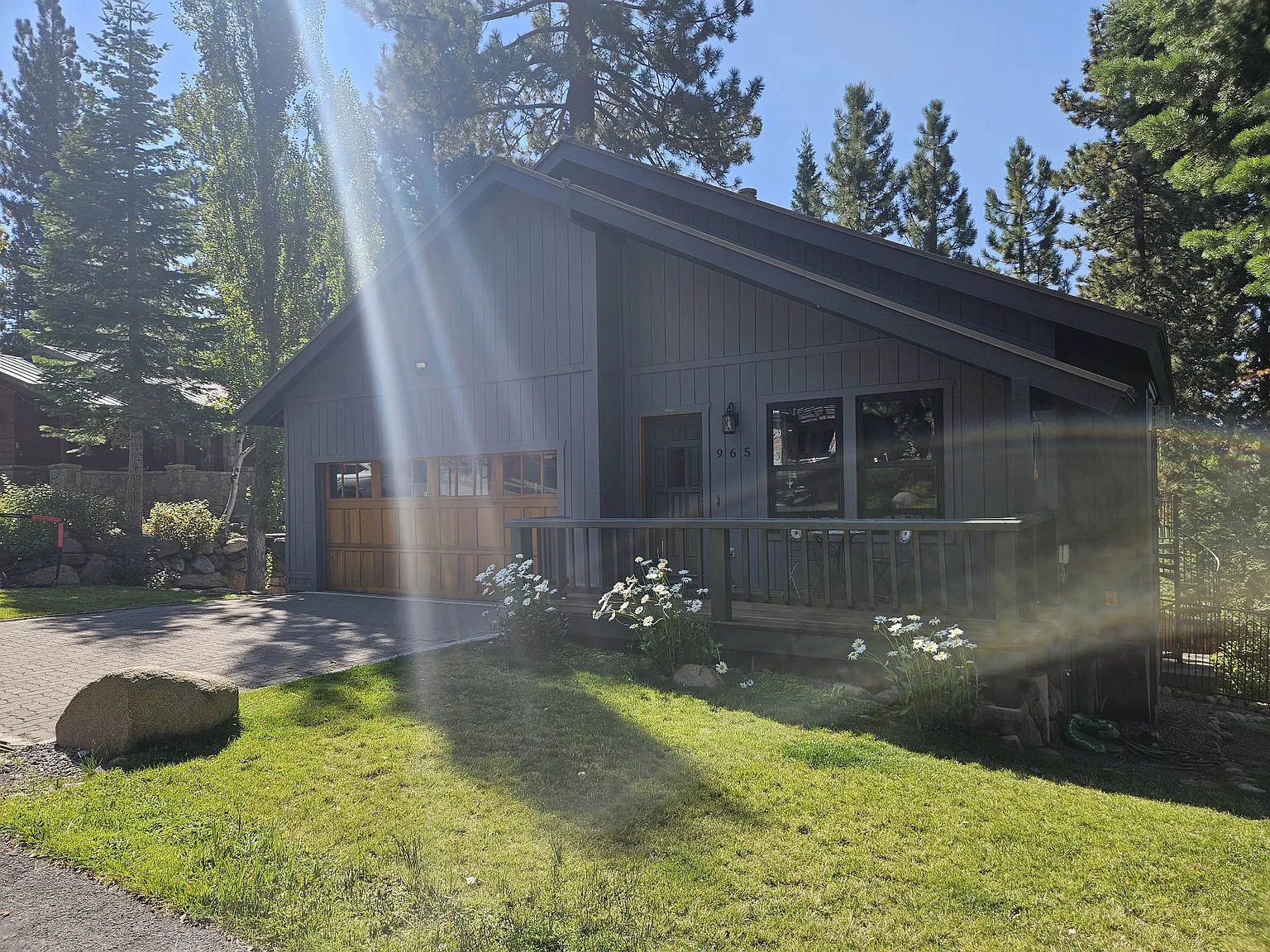 4 bed, 2048 sqft, $6,950 — Photo 2