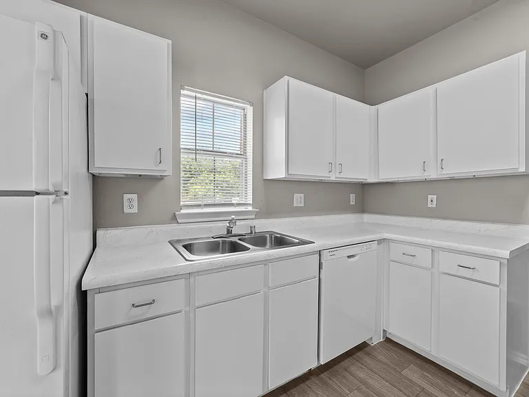 1701 at Eldorado — Photo 41