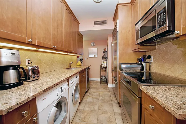 Sold by Corcoran | media 12