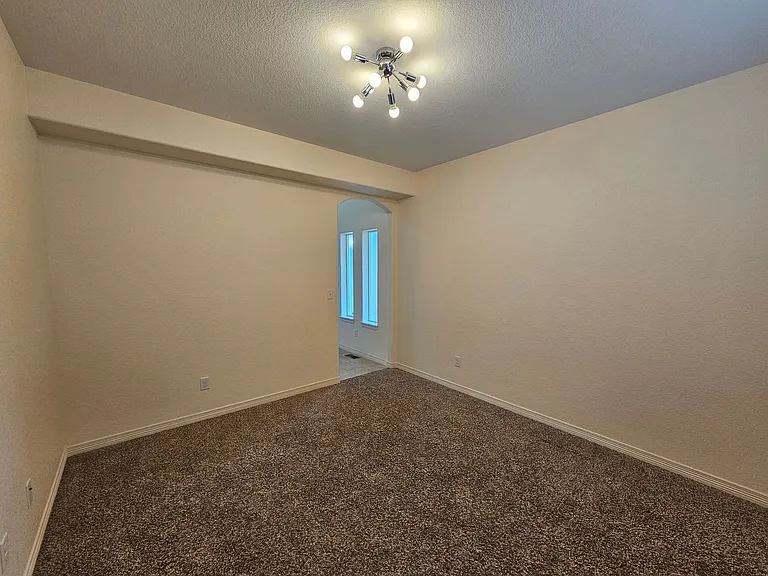 6573 Roundup Butte St — Photo 5