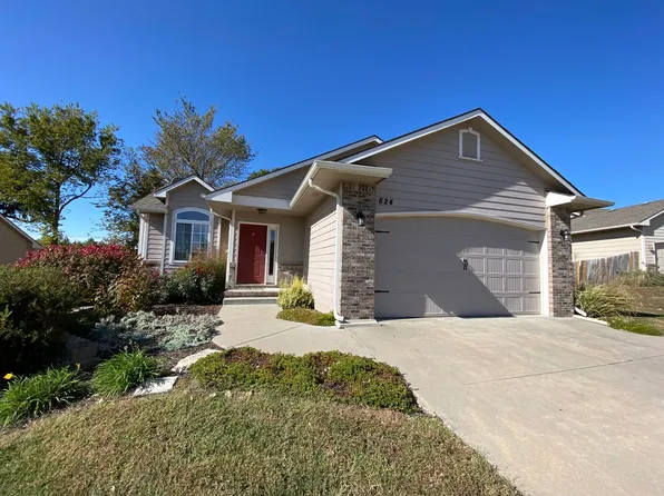 824 Fossilridge Dr, Manhattan, KS 66503