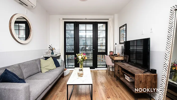 Rented by Nooklyn NYC LLC | media 50