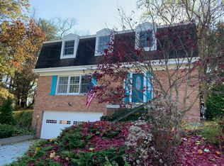 1562 Village Dr, Pittsburgh, PA 15237