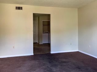 2610 McLelland St APT 2, Hattiesburg, MS 39401