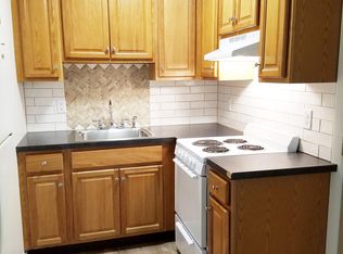 72 Leigh Ave APT J, Thomaston, CT 06787