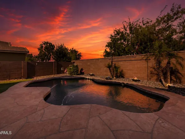 5515 S ROANOKE Street, Gilbert, AZ 85298