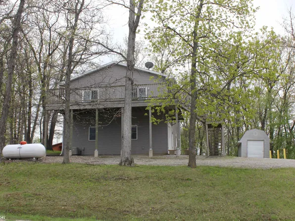 124 S Shore Dr, Montezuma, IA 50171