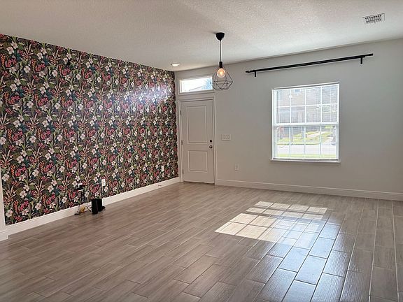 4th image of 1552 Cumin Dr