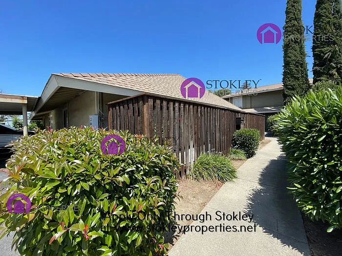 2085 Olivera Rd #B