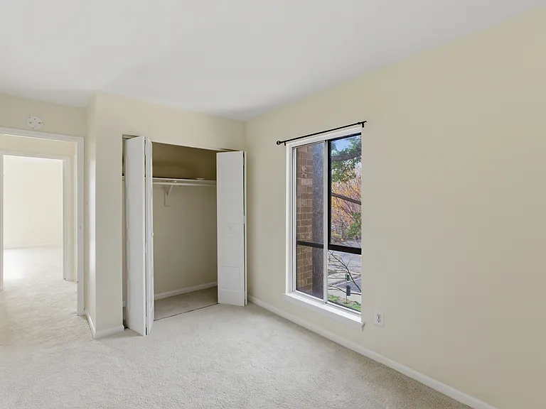 2316 Freetown Ct — Photo 8