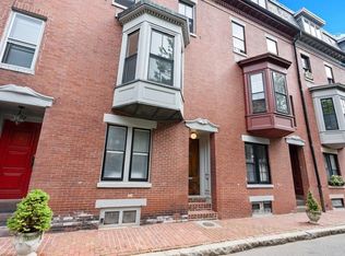 16 Dartmouth Pl #1, Boston, MA 02116