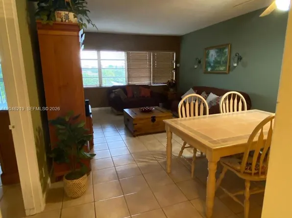 330 SE 2nd St APT 403F, Hallandale Beach, FL 33009