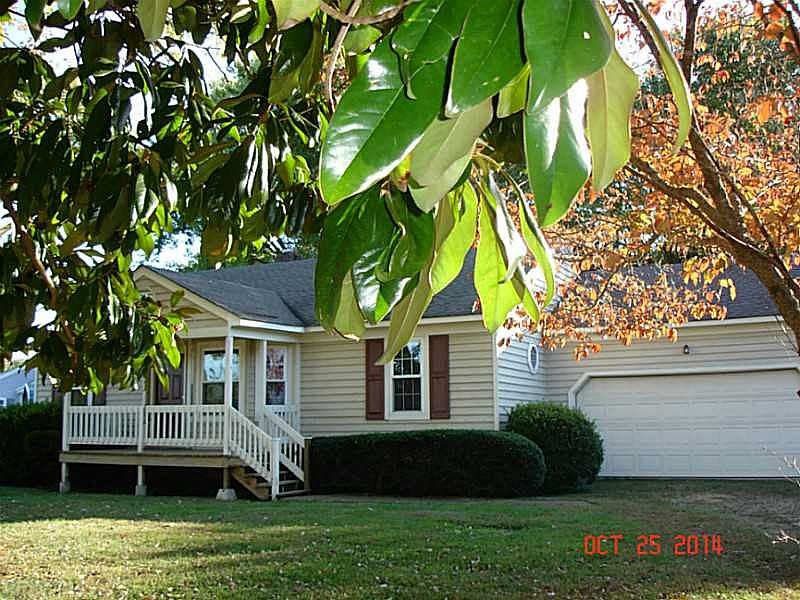 1st image of 111 Meadowcrest Trl