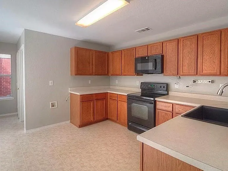 3540 Bandera Ranch Rd — Photo 6