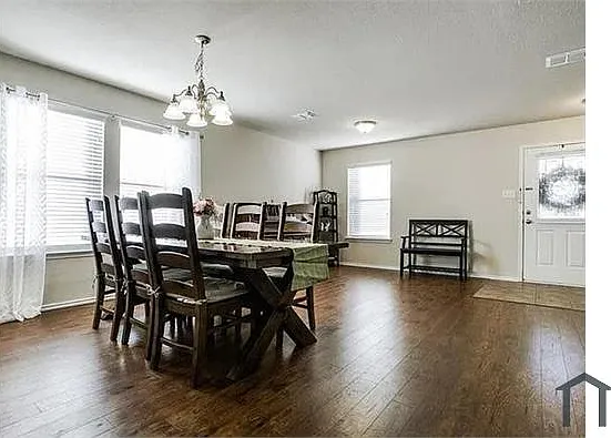 1601 Lionheart Dr — Photo 6