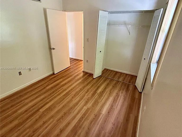 210 W Park Dr #2012 — Photo 9