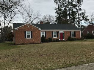 304 Richland Ave, Saint Matthews, SC 29135