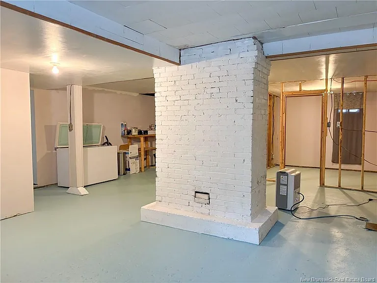 116 Union St — Photo 37