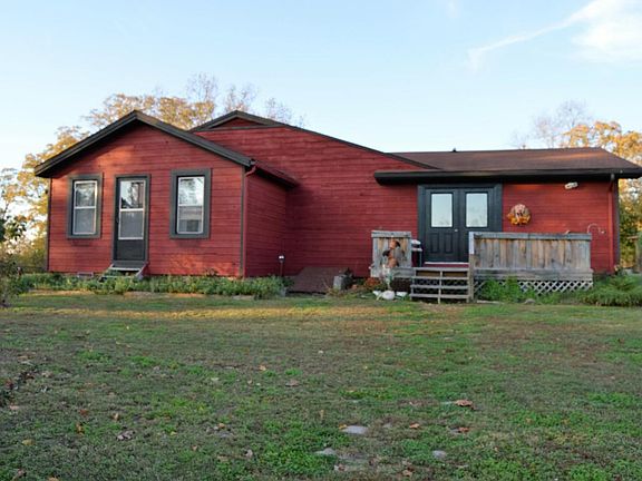 2nd image of 2390 County Road 1770