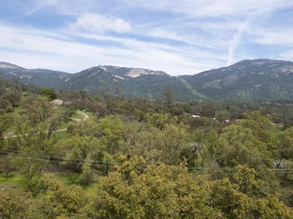 36952 Lodge Rd, Tollhouse, CA 93667