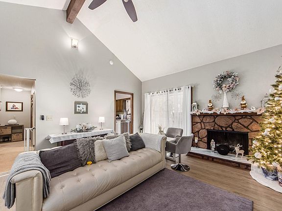 3rd image of 6330-6332 Tamworth Ct