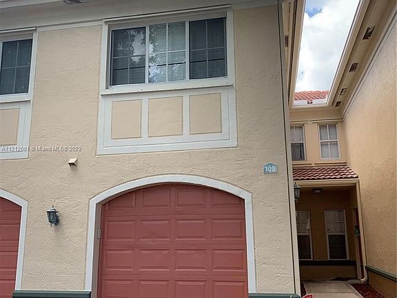 3rd image of 2490 Centergate Dr APT 102