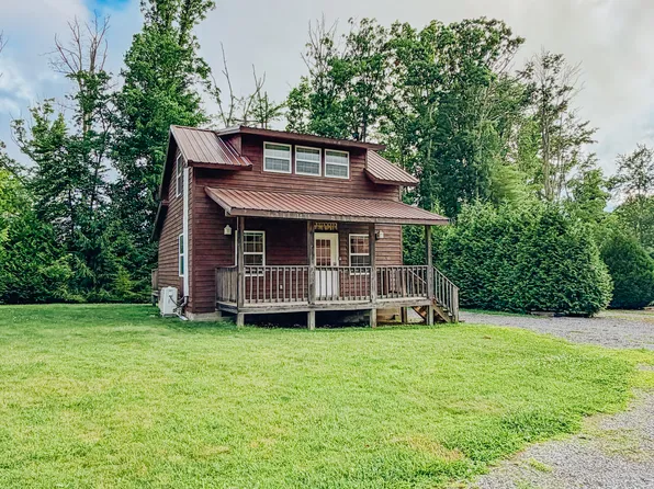 56 Luxury Cabin Ln, Pipestem, WV 25979