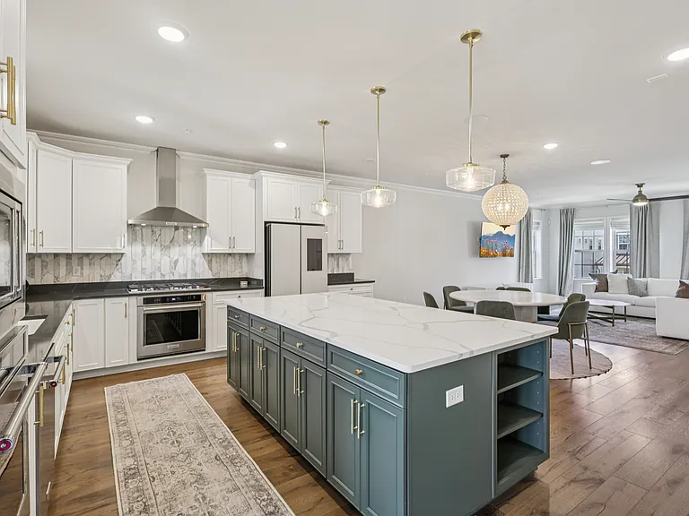 21 Dahlia Dr — Photo 6