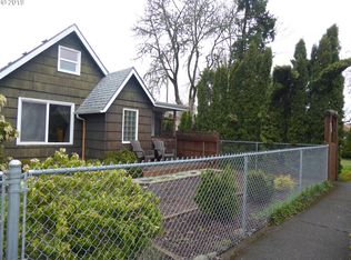 938 E St, Springfield, OR 97477