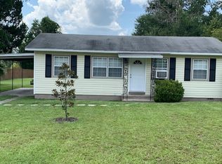 1012 Suwannee Ave, Live Oak, FL 32064