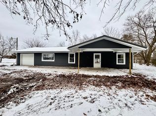 14309 Singer Rd, Defiance, OH 43512