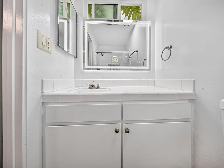 5650 Fair Ave — Photo 33