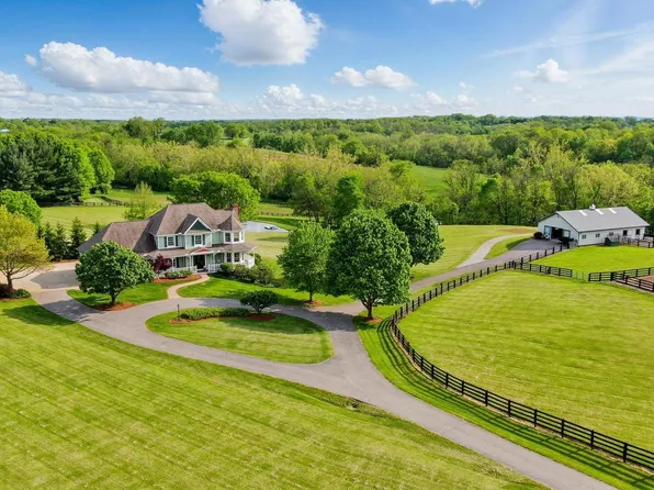 1235 Richwood Rd, Walton, KY 41094