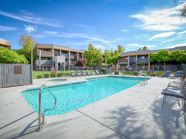 Jerome Apartments — Photo 21