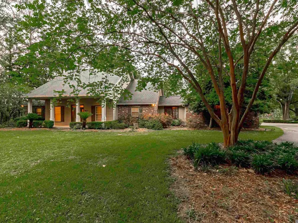 9611 Barringer Foreman Rd, Baton Rouge, LA 70809