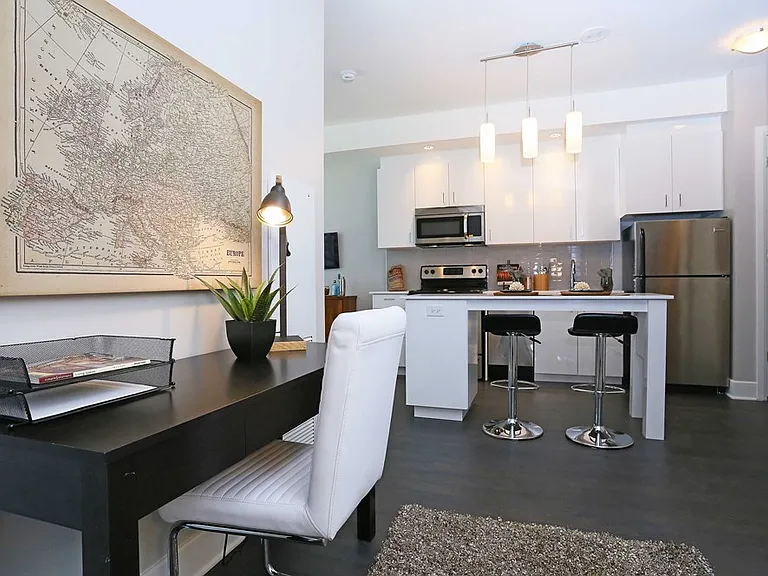 315 McRae Ave — Photo 9