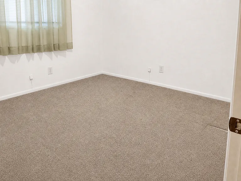 4416 Lane Ave S — Photo 15