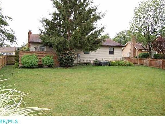 Fenced In Back Yard