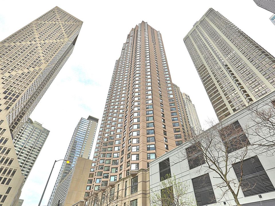 1st image of 401 E Ontario St APT 4102
