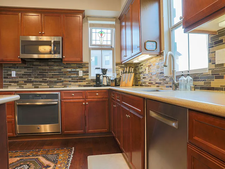 211 Westpark Ct #601 — Photo 3