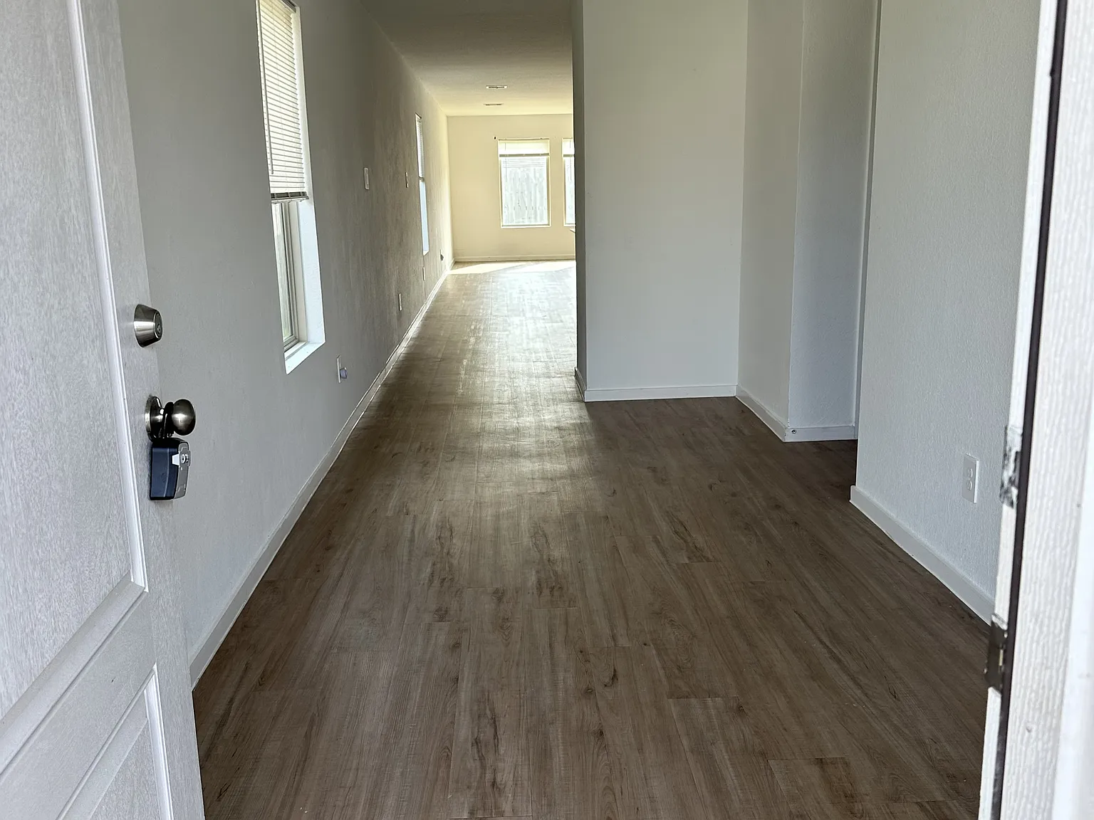1558 San Sebastien Dr - 1 — Photo 3