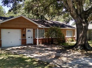 8534 Highcrest Dr, Houston, TX 77055