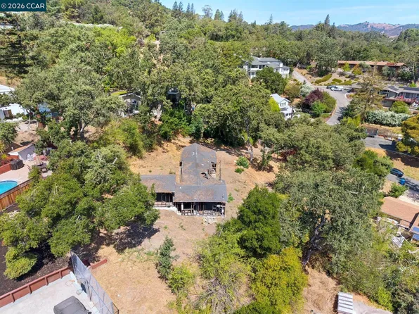 3541 Old Mountain View Dr, Lafayette, CA 94549