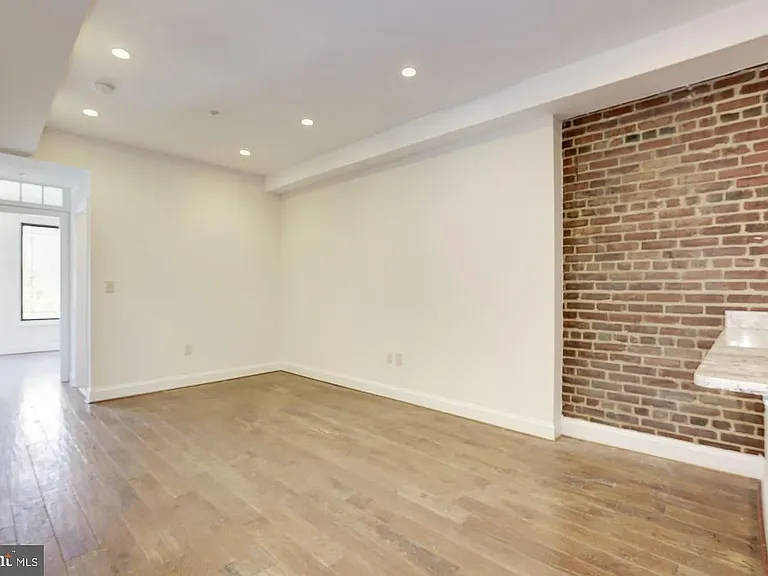 335 H St NE #1 — Photo 3