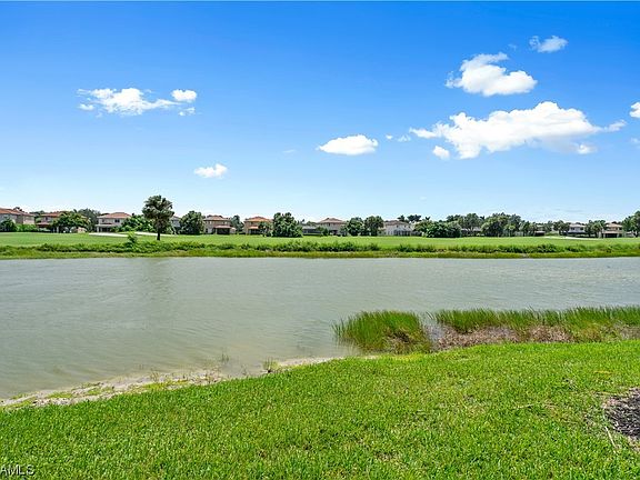 3rd image of 1738 Sarazen Pl