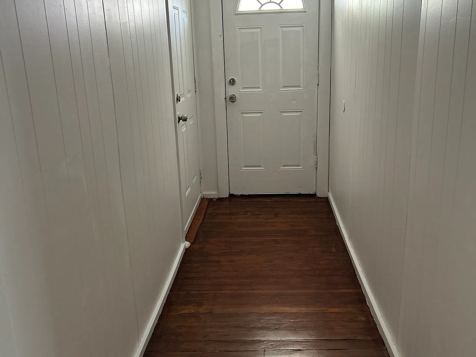 3 bed, 2450 sqft, $3,200 — Photo 4