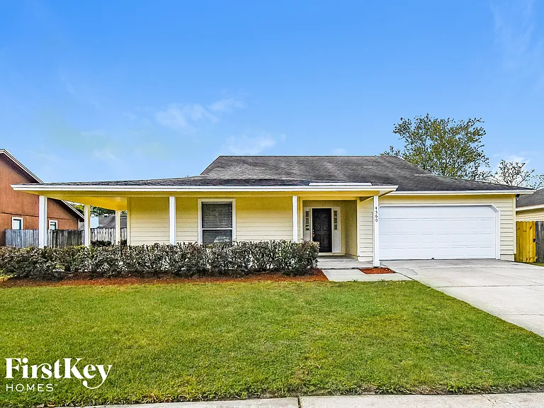 4560 N Crosstie Rd — Photo 2