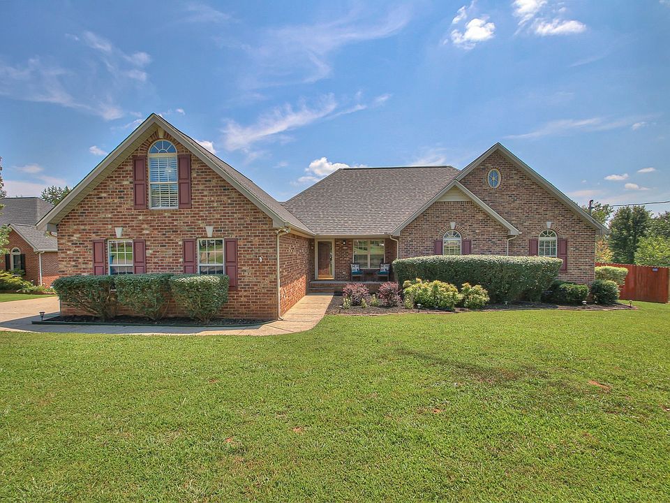 1st image of 116 Samantha Ct